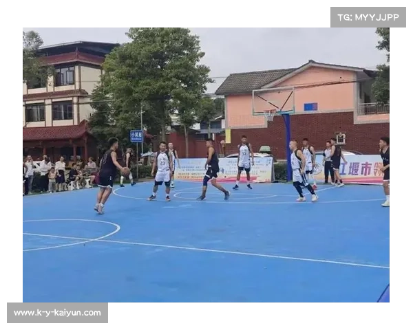 伊宁篮球邀请赛丰富市民文化生活，搭建体育交流平台