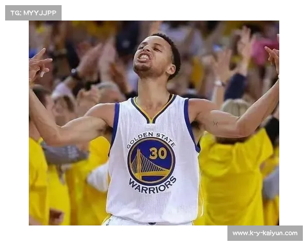 勇士主场球迷高呼MVP，库里热身时连续命中远投